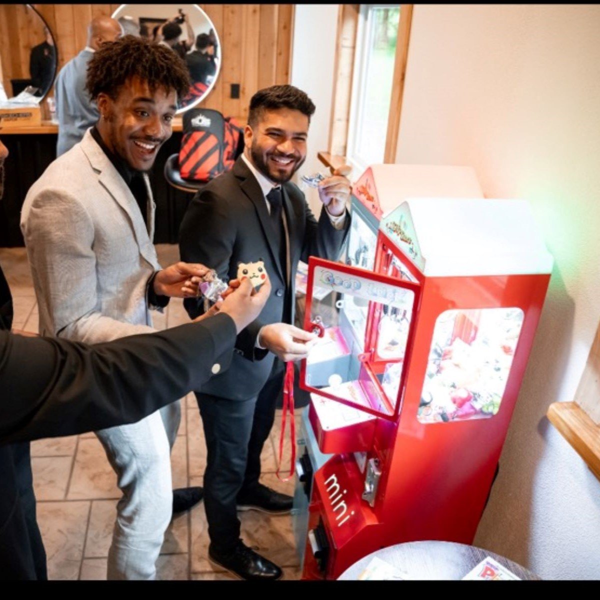 Chuck Vending claw machine event