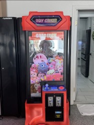 Big Red Claw Machine Big20Red20Claw20Machine20Girls20Package20Zoomed20In 176066 1 Big Red Claw Machine