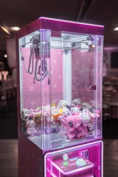 Quince20Pink20Claw20Zoomed 1767462279 Pink Medium Claw Machine Girls Package