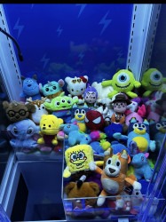 Blue Medium Claw Machine 8 and Under Package